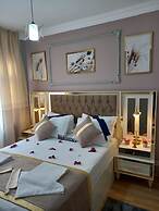 Emirhan Guest House & Suites