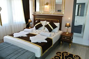 Emirhan Guest House & Suites