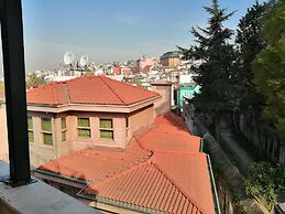 Emirhan Guest House & Suites