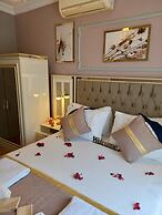 Emirhan Guest House & Suites