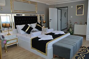 Emirhan Guest House & Suites