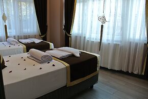 Emirhan Guest House & Suites