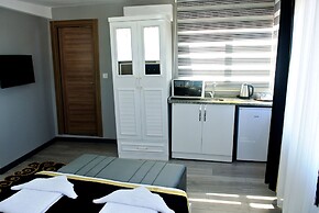 Emirhan Guest House & Suites