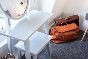 Birch at Ship St Gardens