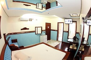 Hotel & Motel Le Baron