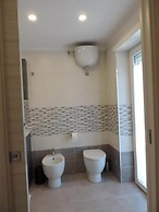 Pretty Tiburtina Room