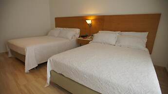 Hotel Bachue Girardot