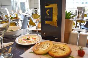 Athenian Montaza Hotel