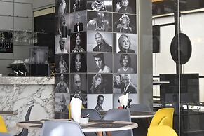 Athenian Montaza Hotel