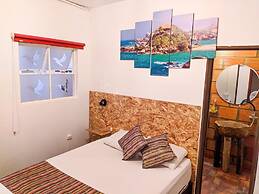Traveler Hostel