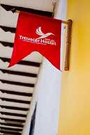 Traveler Hostel