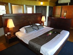 Hotel Nengone Village