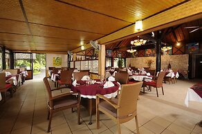 Hotel Nengone Village