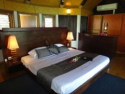 Hotel Nengone Village