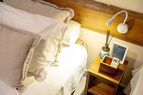 LONGBOARD PARADISE SUITES