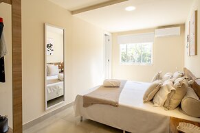 LONGBOARD PARADISE SUITES