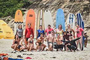 LONGBOARD PARADISE SUITES