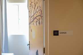 LONGBOARD PARADISE SUITES