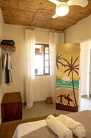 LONGBOARD PARADISE SUITES