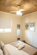 LONGBOARD PARADISE SUITES