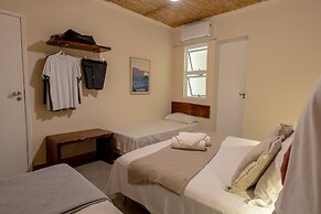 LONGBOARD PARADISE SUITES
