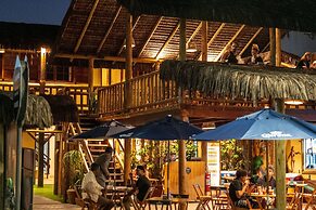 LONGBOARD PARADISE SUITES