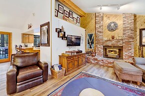 Evergreen Escape-1322 by Big Bear Vacations