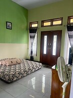 Mas Dylan Homestay
