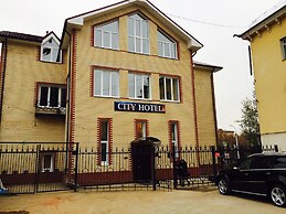 City Hotel