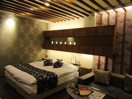 HOTEL S-CUBE - Adults Only