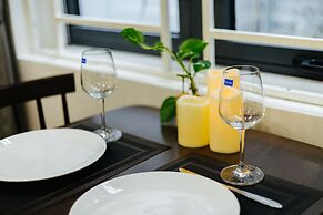 The Art - HiHome KMT Deluxe Studio Ba Dinh