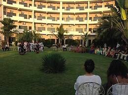 Central Palms Hotel