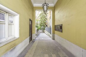 The Best in Rome Vico