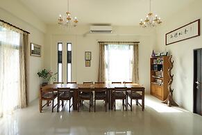 Yuli Rainbow Bridge Homestay