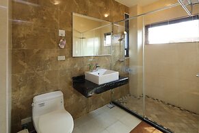 Yuli Rainbow Bridge Homestay