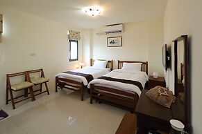 Yuli Rainbow Bridge Homestay