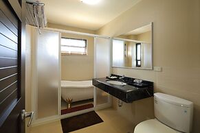 Yuli Rainbow Bridge Homestay