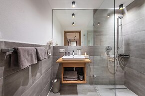 AlpenParks Hotel & Apartment Taxacher