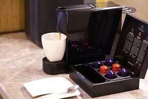 Oasis Aurum 181 Hotel