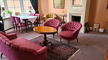 Leopold Boutique Hotel