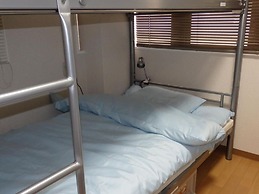 Backpacker's Mini House - Hostel