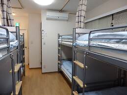 Backpacker's Mini House - Hostel