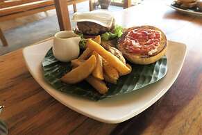 Thamarind Resort Gili Gede