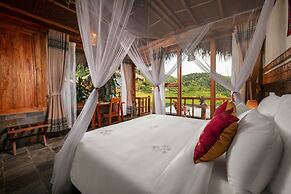 Puluong Natura Bungalow