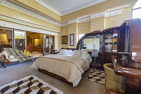 Equestrian Royal Boutique Hotel & Spa