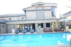 Equestrian Royal Boutique Hotel & Spa