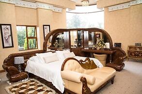 Equestrian Royal Boutique Hotel & Spa