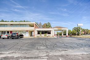 Travelers Inn By OYO, Templeton VA