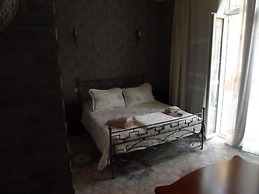 Old Tbilisi Historical Apartments