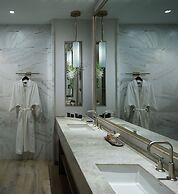 The Oasis Tower at Seminole Hard Rock